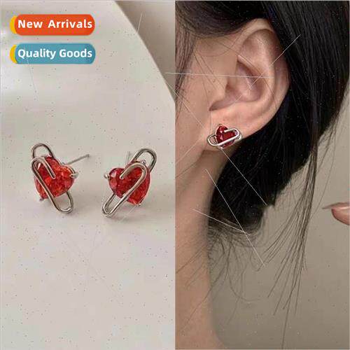 Song Yanfei red heart pin earrings simple delicate ins silve