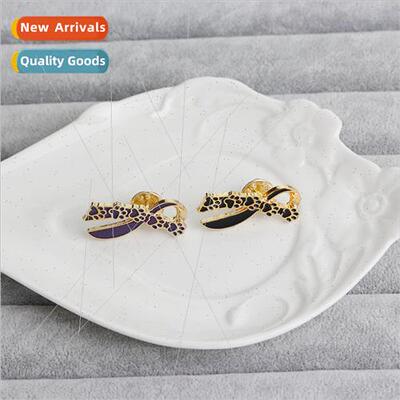 Europe Uned States cartoon cute dog paw scissors bow brooch