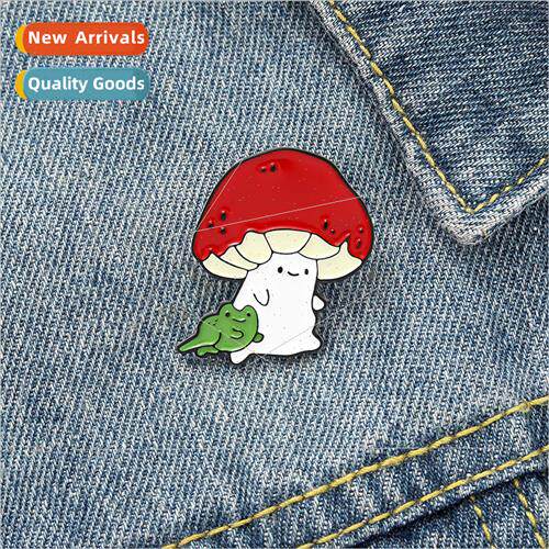 Creative New Mini Red Mushroom Brooch Alloy Baking Lacquer F