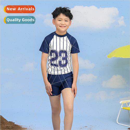 Childrens swimsus boys spl two-piece swimsu middle and large