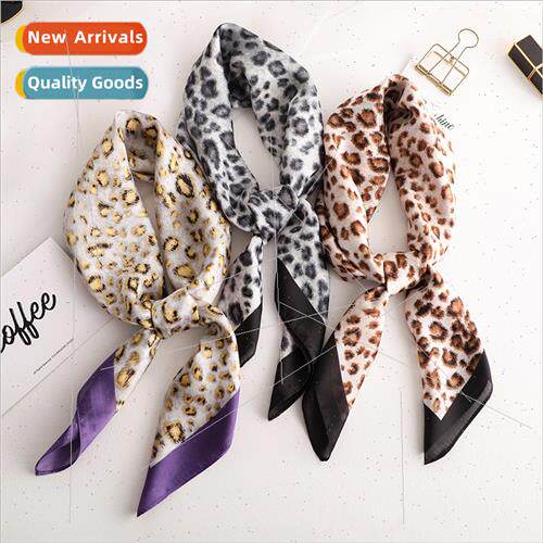 Spring Autumn new leopard small square scarf Ms. Elegant atm