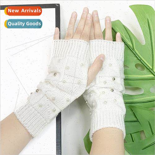 New fall winter warm knted half finger sleeve Korea  pearl e
