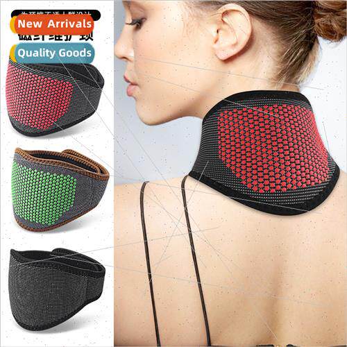Magnetic fiber cloth far-infrared wormwood neck warming hous