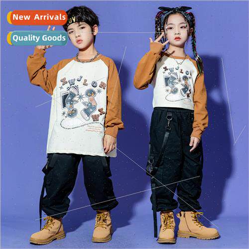 Childrens fall set dance fluorescent green catwalk show clot