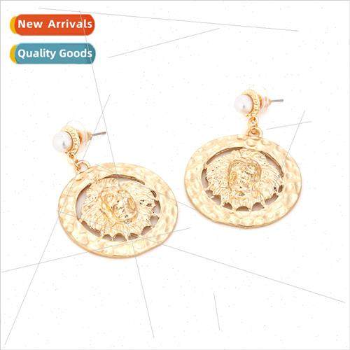 exaggerated creative relief alloy pearl skull earrings perso
