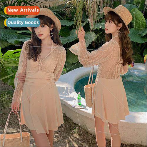 One-piece swimsu women wh steel brace gathered long-sleeved
