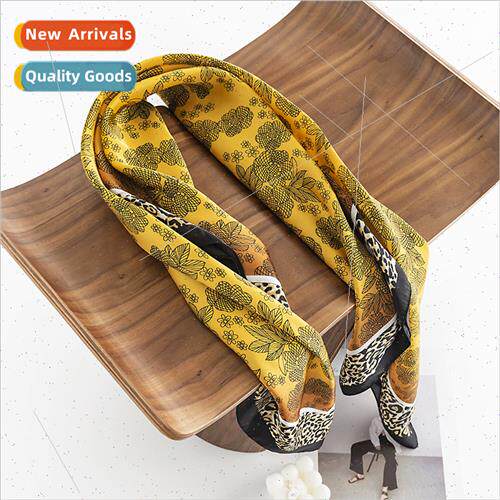 Printed Small Square Scarf Botanical Flower mulation lk Scar