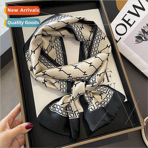Korea  spring summer simple retro small perfume letter H dou