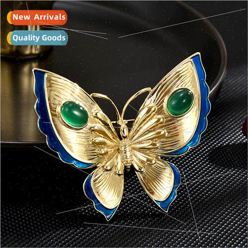 Europe elegant high-grade brooch brooch court green agate in