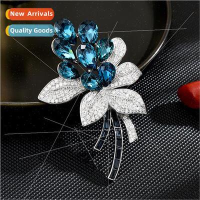 French vintage classic Europe elegance exquise flowers atmos