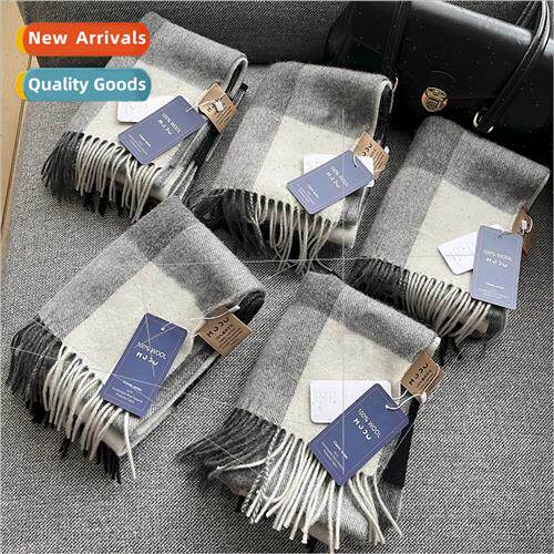 2023 fall winter Englclassic bear 100% Australian wool scarf