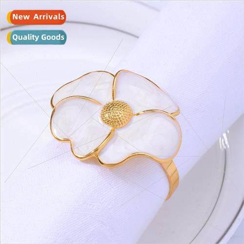 Western restaurant hotel napkin ring beige pearl flower napk