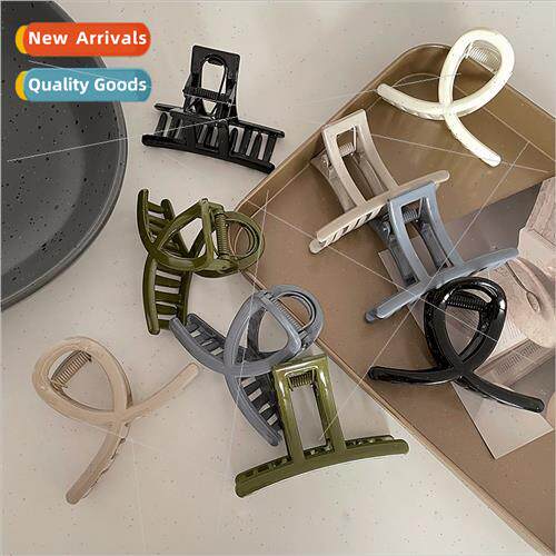 Korea simple medium size versatile one word cross grab clip