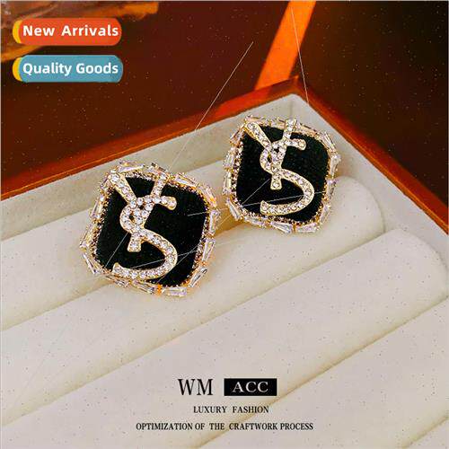 lver needle wh diamond flocked square letter earrings fashio