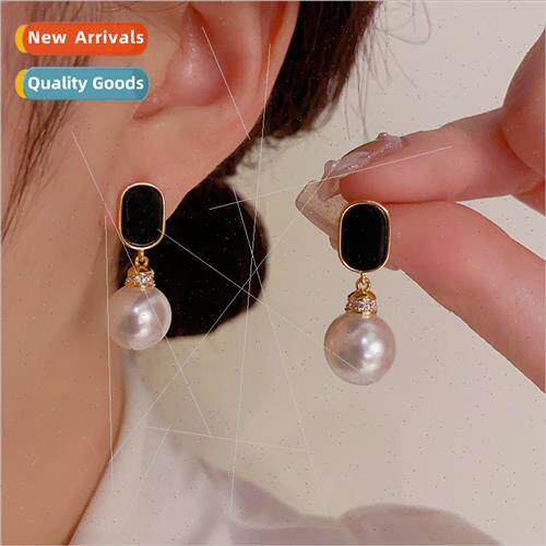 Delicate geometric pearl earrings female s925 silver pin fas