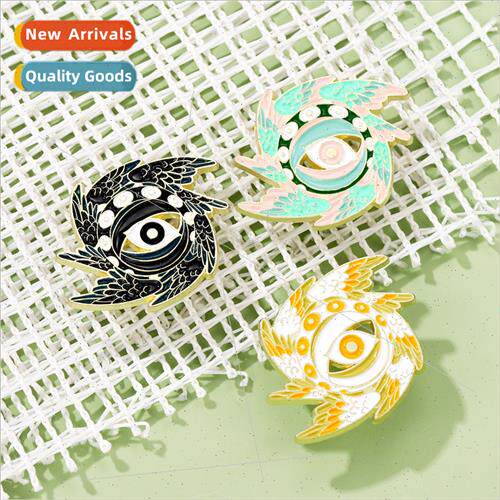 New creative cartoon eyes alloy jewelry brooch rotating shap