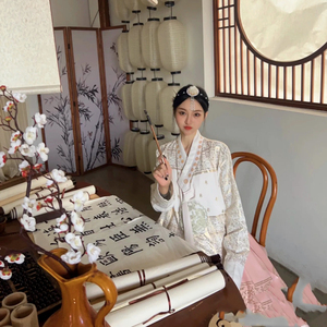 朝鲜韩服延吉旅拍新款高端韩国公主小姐宫廷爆款民族定制礼服摄影