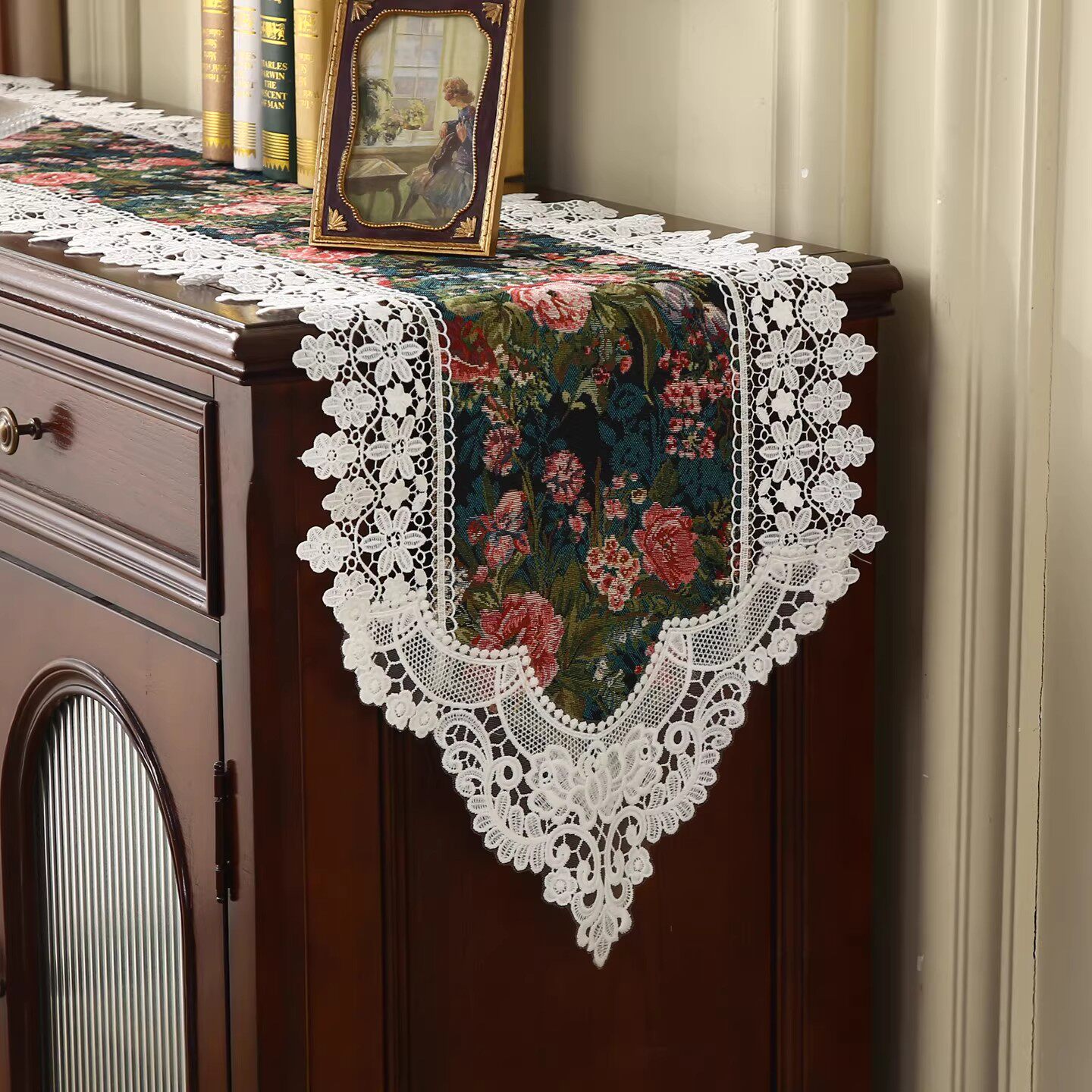 法式轻奢蕾丝桌旗复古高级感茶几电视柜盖布防滑四季餐桌布斗柜巾