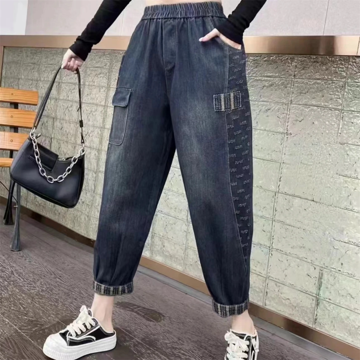 牛仔裤女2025新款秋季宽松休闲哈伦裤松紧高腰大码妈妈裤子老爹裤
