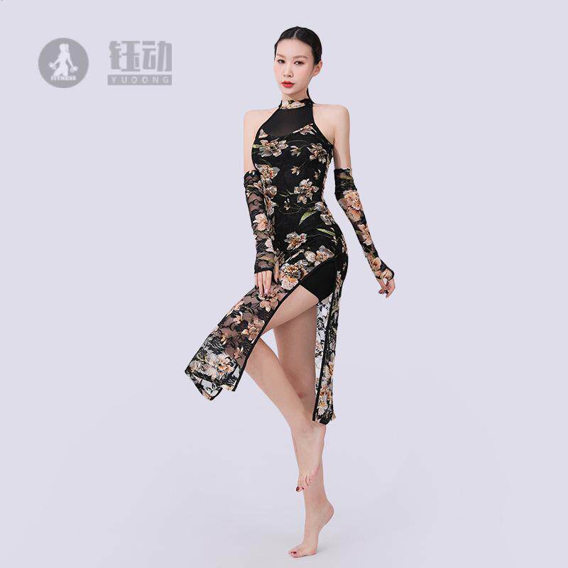 夏袖旗袍式舞服带袖套镂空背古典