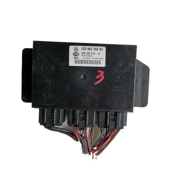 适用 帕萨特 B5 领驭 车身模块大众BCM电脑板 线路版 1C0962258AC