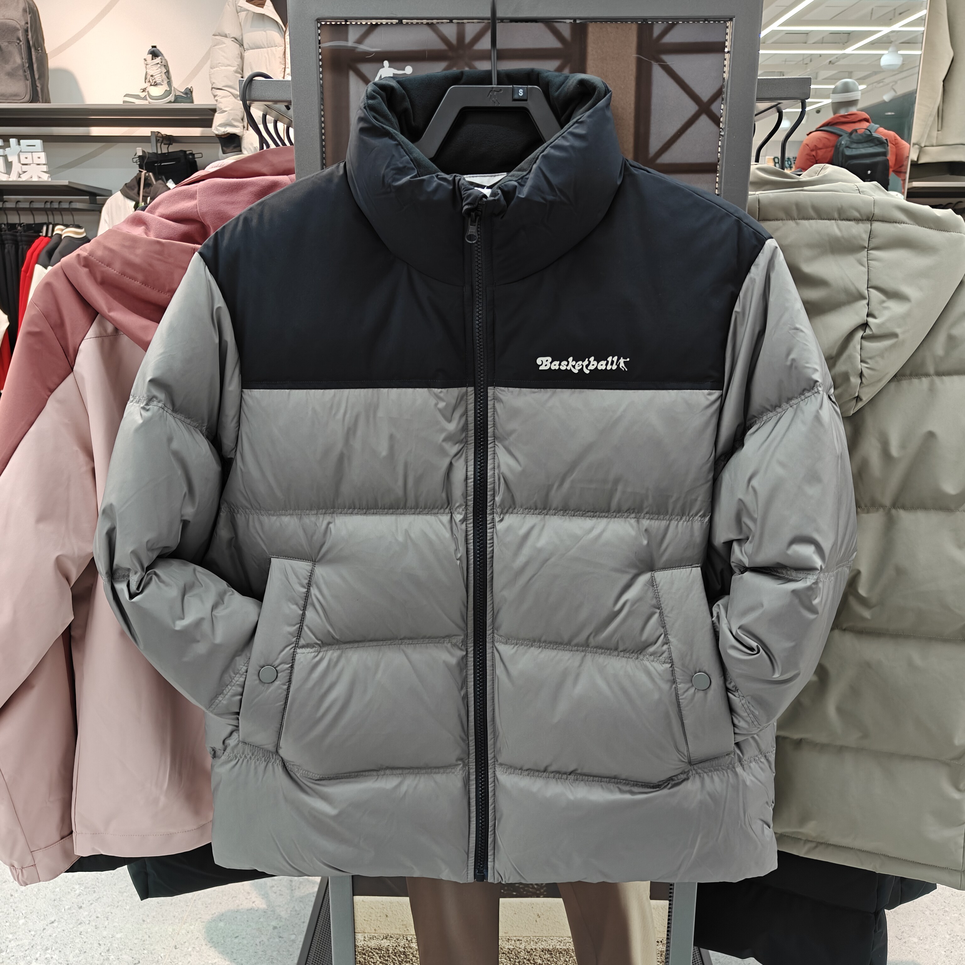 乔丹男士防泼水羽绒服保暖外套