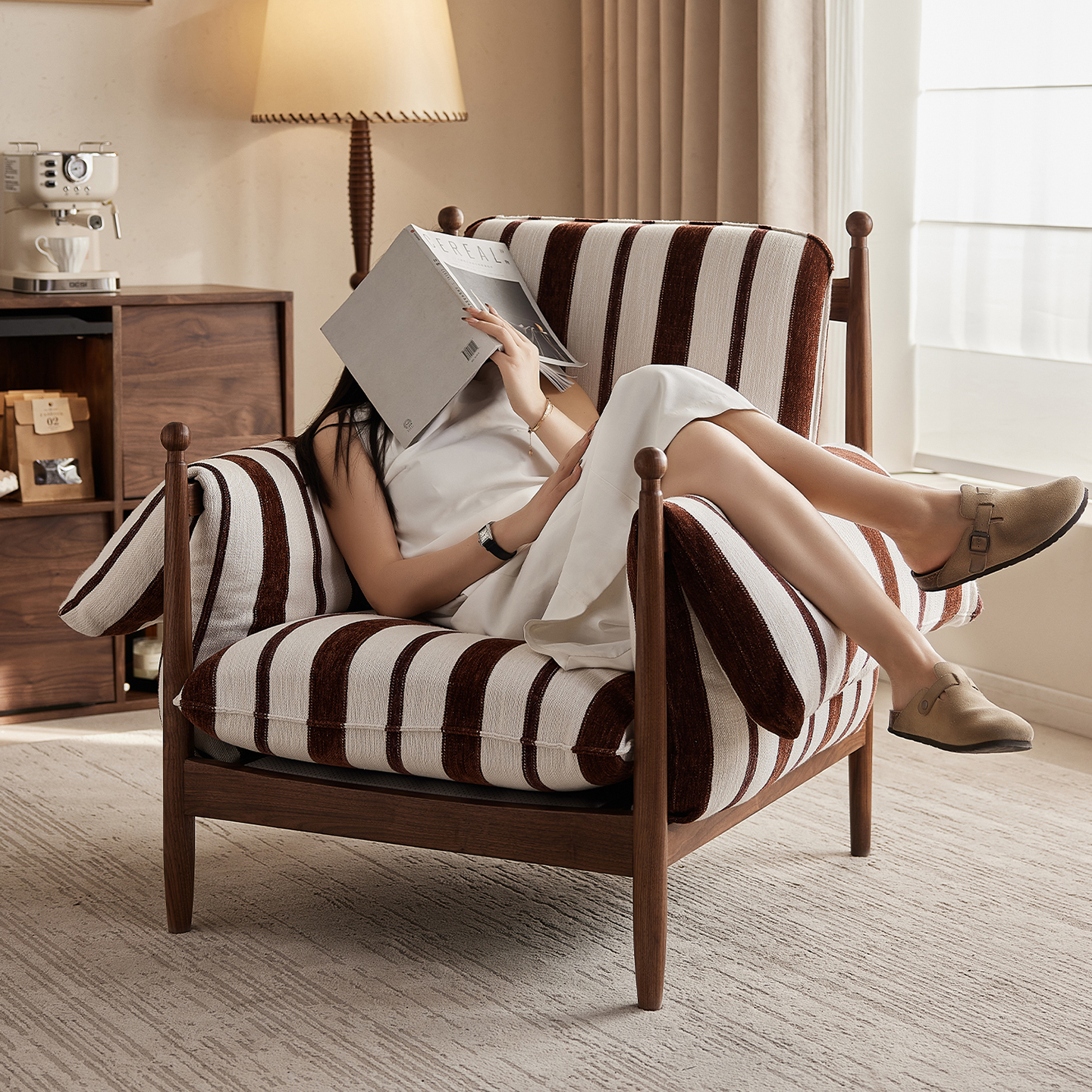 法式复古风黑胡桃木休闲椅