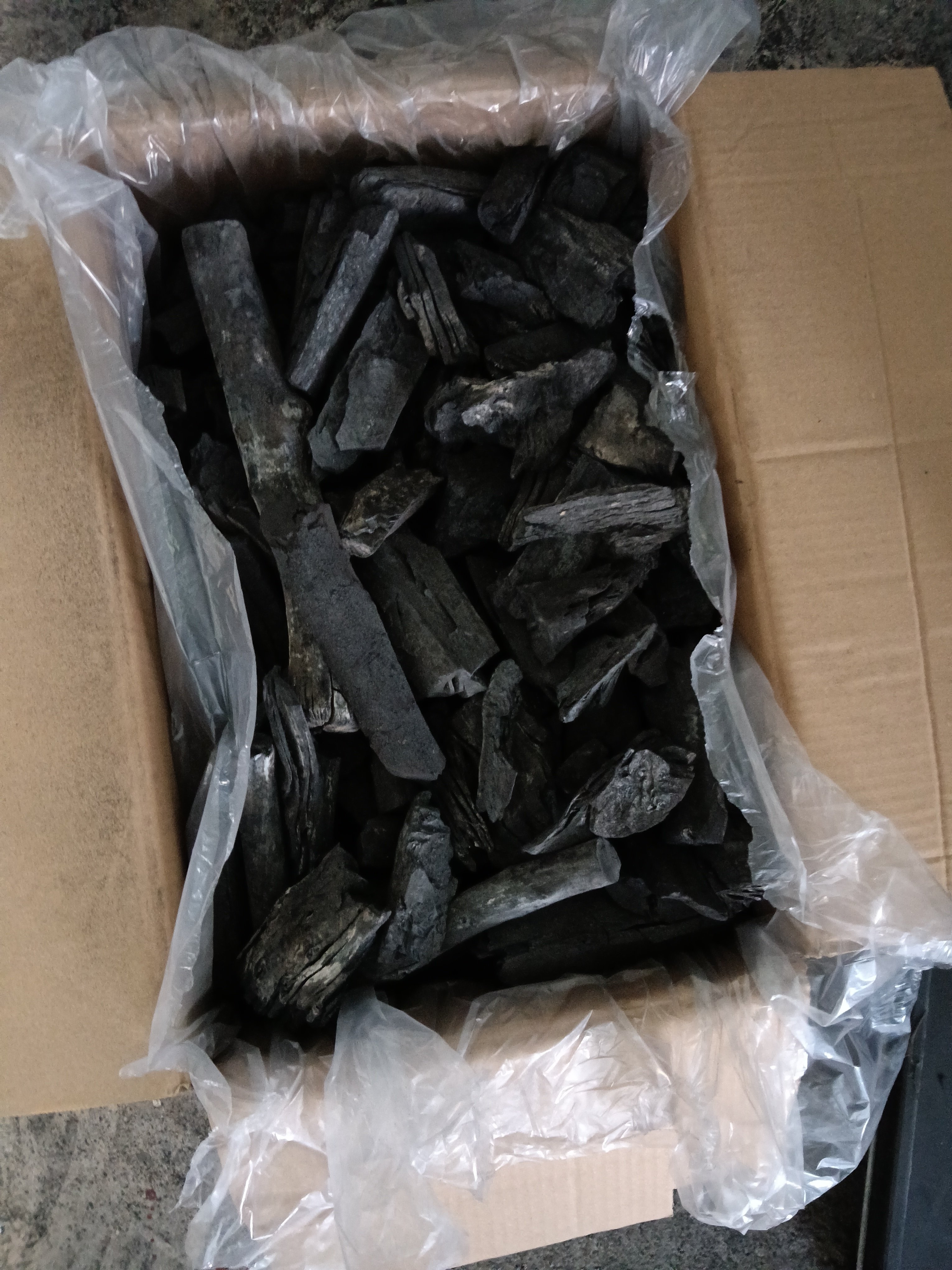 松木木炭易燃耐烧家用商用烧腊烤鸭烤鹅烧烤专用碳传统工艺木炭