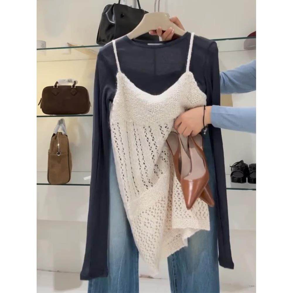 春秋季新款修身叠穿长袖打底T恤女镂空设计感针织吊带上衣两件套,女装/女士精品,时尚套装,淘宝优惠券,粉丝福利购,淘宝优惠卷