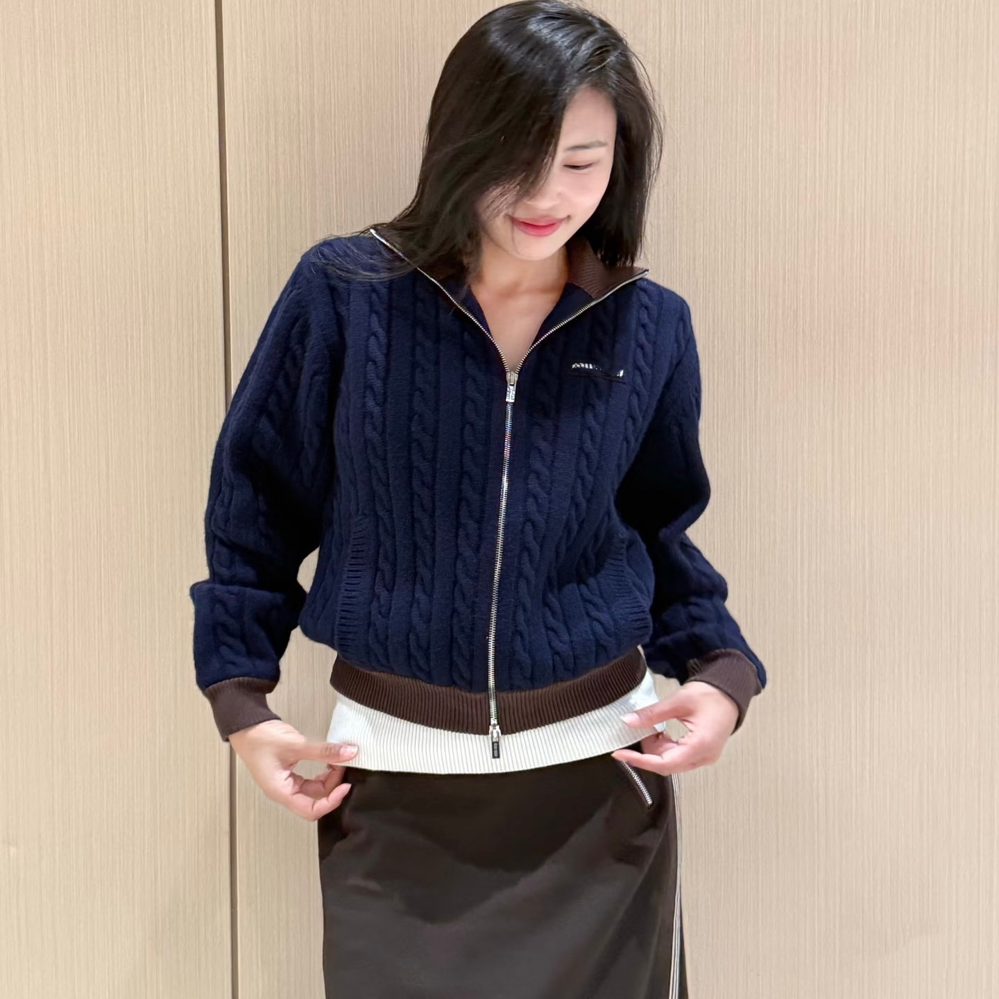 立领双拉链绞花羊毛针织开衫外套