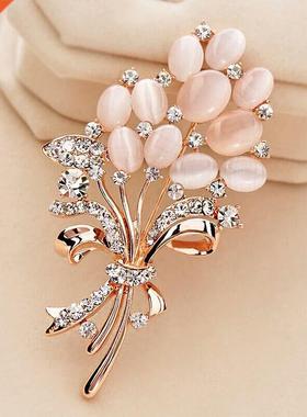 Hot Selling Fashionable Opal Stone Flower Brooch Pin Beautif