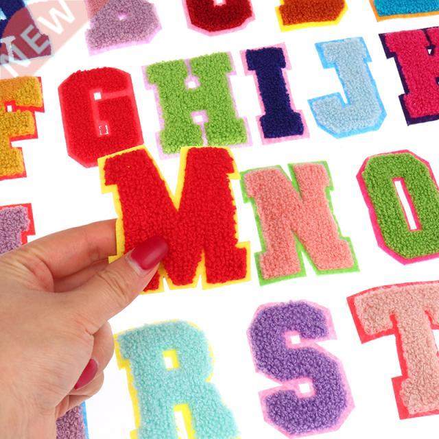 A-Z 26 English Letter Patch Embroidery Patches 适用于 Clothe