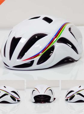 Bicycle Helet en And Woen Riding Road Bike ountain Bike