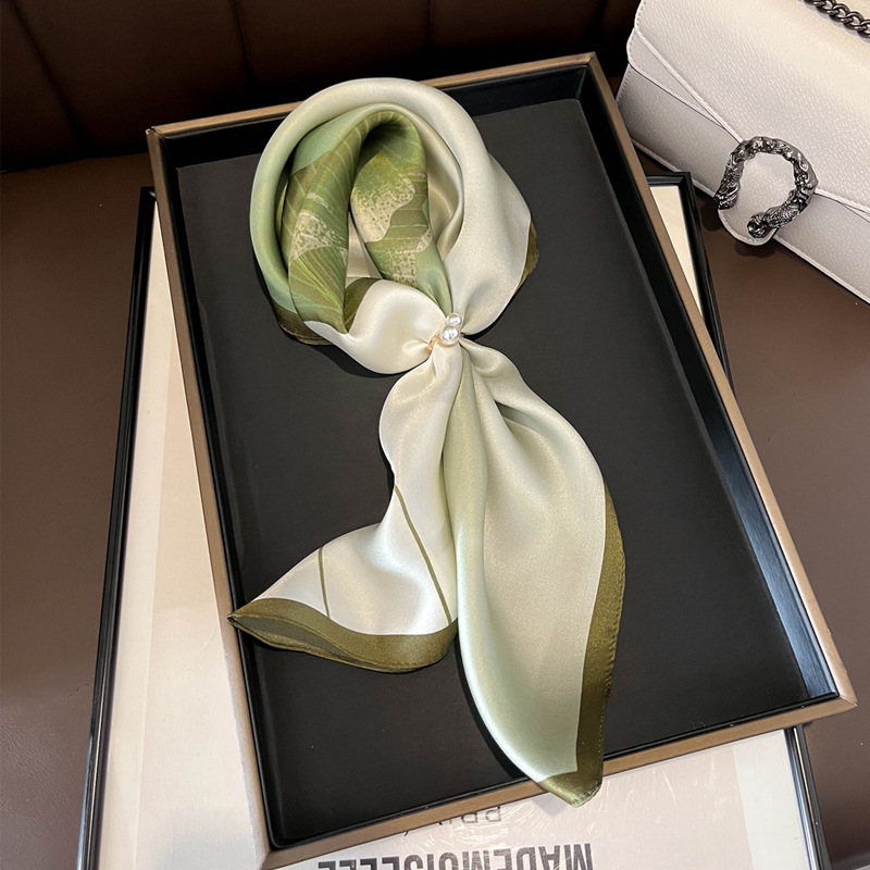 杭州丝绸100%桑蚕丝丝巾花卉色荷花真丝围巾女53cm方巾小领巾披肩