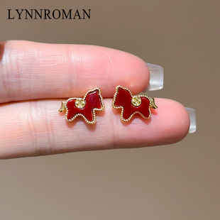 LYNNROMAN生肖红色马年耳钉女2026新款高级感本命年马上有钱耳饰