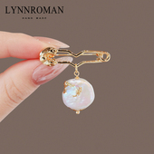 LYNNROMAN2024新款 巴洛克珍珠胸针女高级感小众设计衣服配饰别针