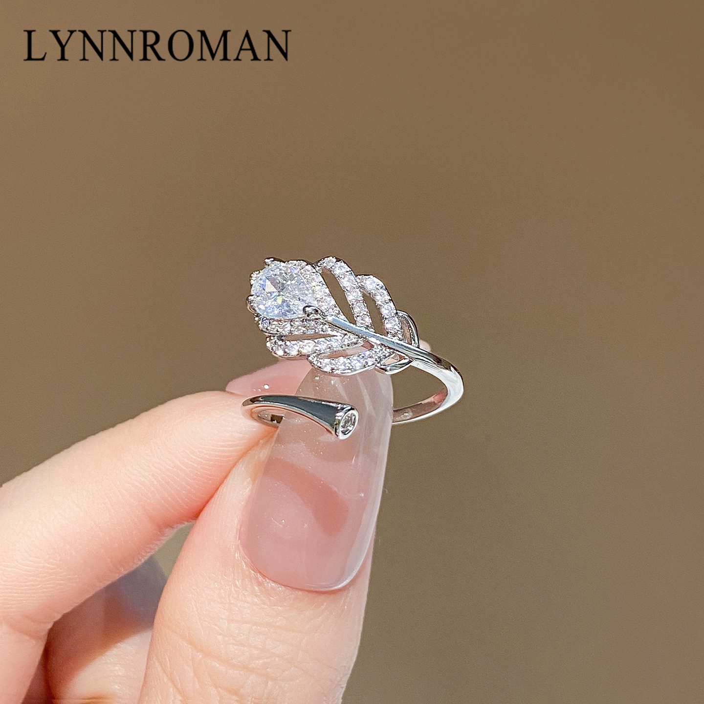 LYNNROMAN孔雀羽毛戒指
