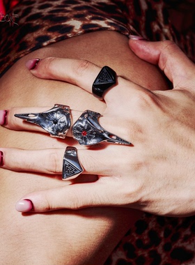 黑骨BLACKBONE777TripleSeven哥特暗黑奥丁之乌男女骷髅钢钛锆石