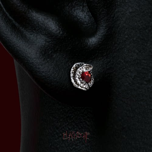 黑骨S925纯银黑红锆石盘蛇耳钉