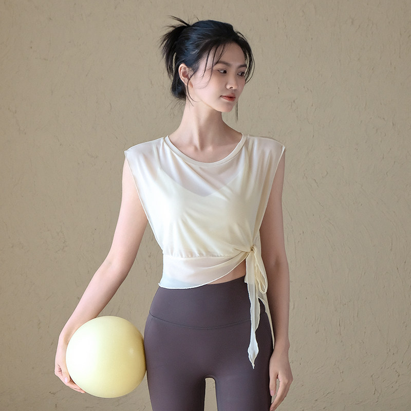 瑜伽服套装女2026新款两件套运动上衣固定杯普拉提训练健身短袖夏