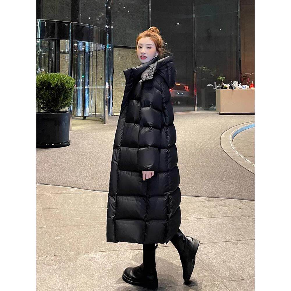 黑色高端鹅绒羽绒服女2025冬季新款高级感时尚宽松加厚中长款外套