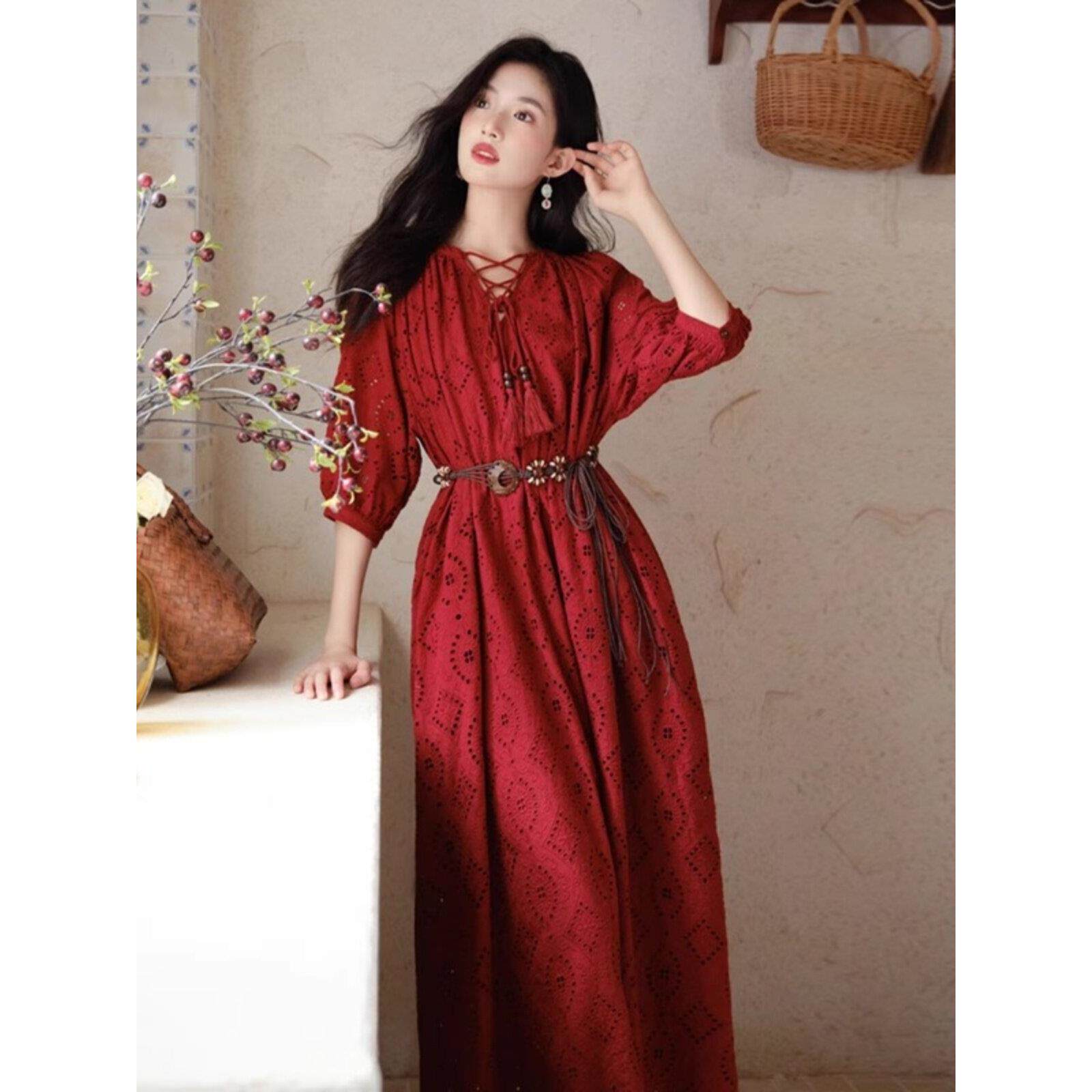 Rsemnia大西北新疆沙漠度假民族风旅游穿搭红色镂空连衣裙高级感
