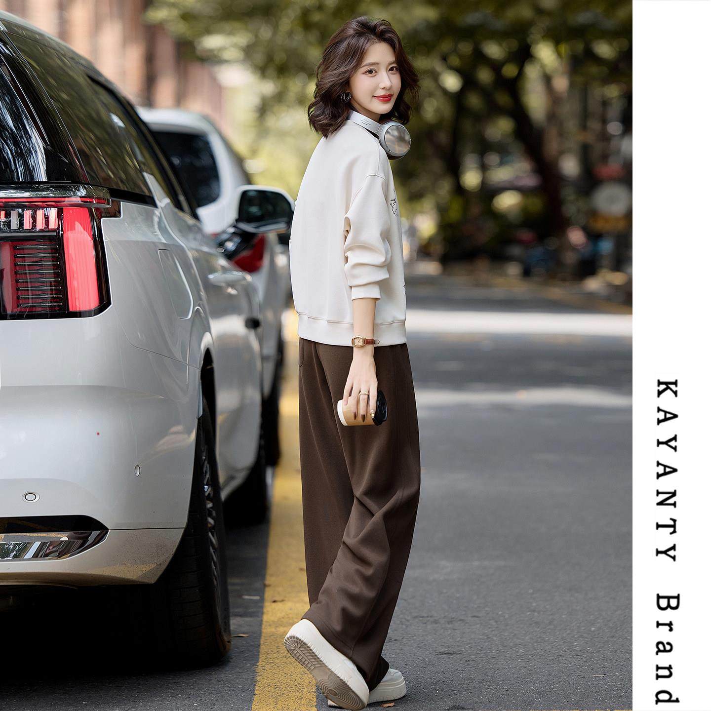 KAYANTY圆领卫衣套装女秋冬新款休闲减龄运动服阔腿裤撞色两件套