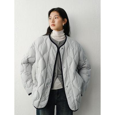 菱格圆领白鹅绒羽绒服女冬季2025新款高级感撞色拼条宽松显瘦外套