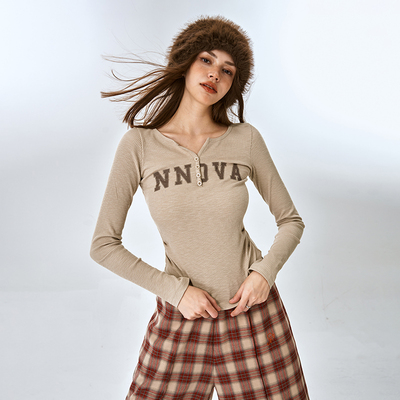 NNOVA正肩长袖坑条修身打底衫