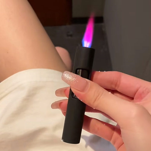 网红ins圆柱形渐变色粉焰打火机