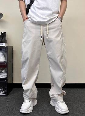 它没有偏见时髦的弯刀裤男士春秋季多功能休闲裤直松英俊的白色后