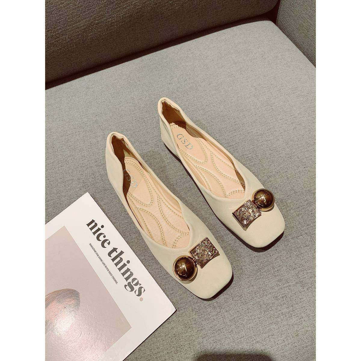 香港覆古软底豆豆鞋女2025秋季款气质金属扣女鞋方头简约平底单鞋,女鞋,浅口单鞋,淘宝优惠券,粉丝福利购,淘宝优惠卷