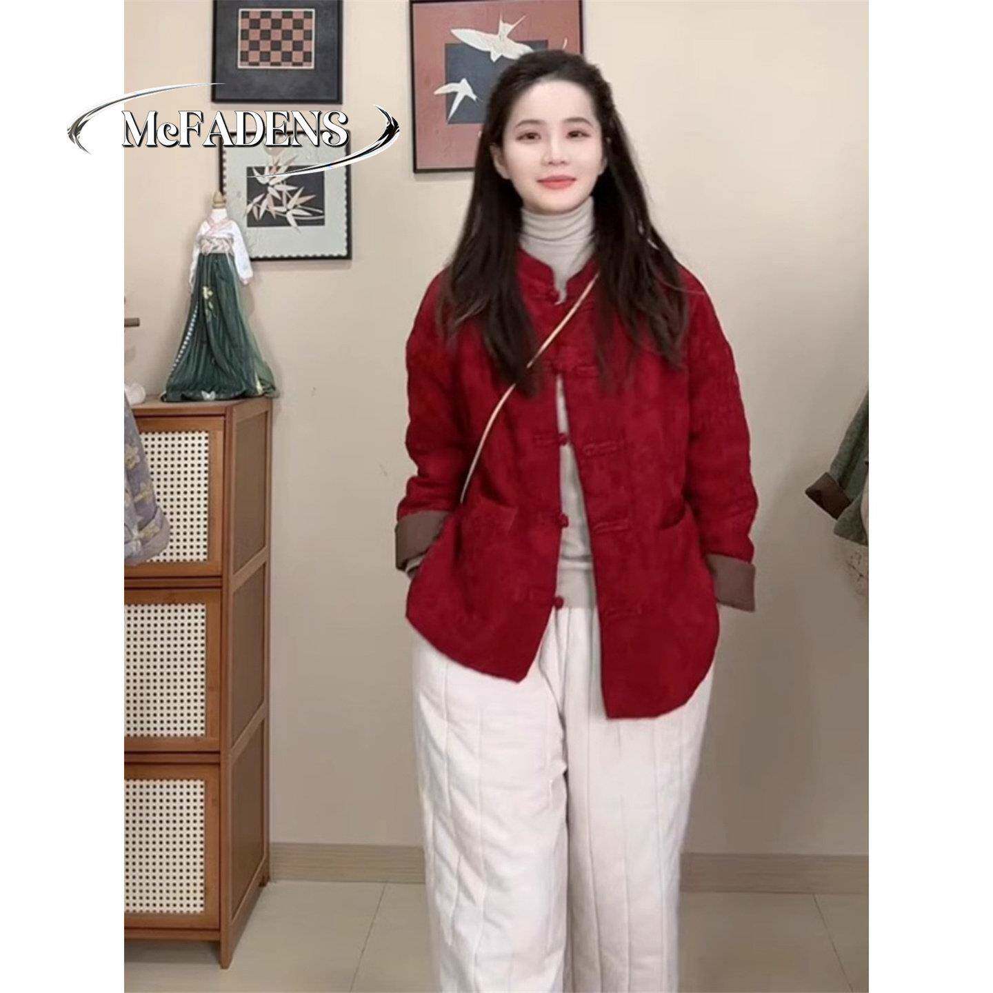 香港新中式国风红色拜年服唐装棉衣女提花盘扣夹棉加厚棉服短外套