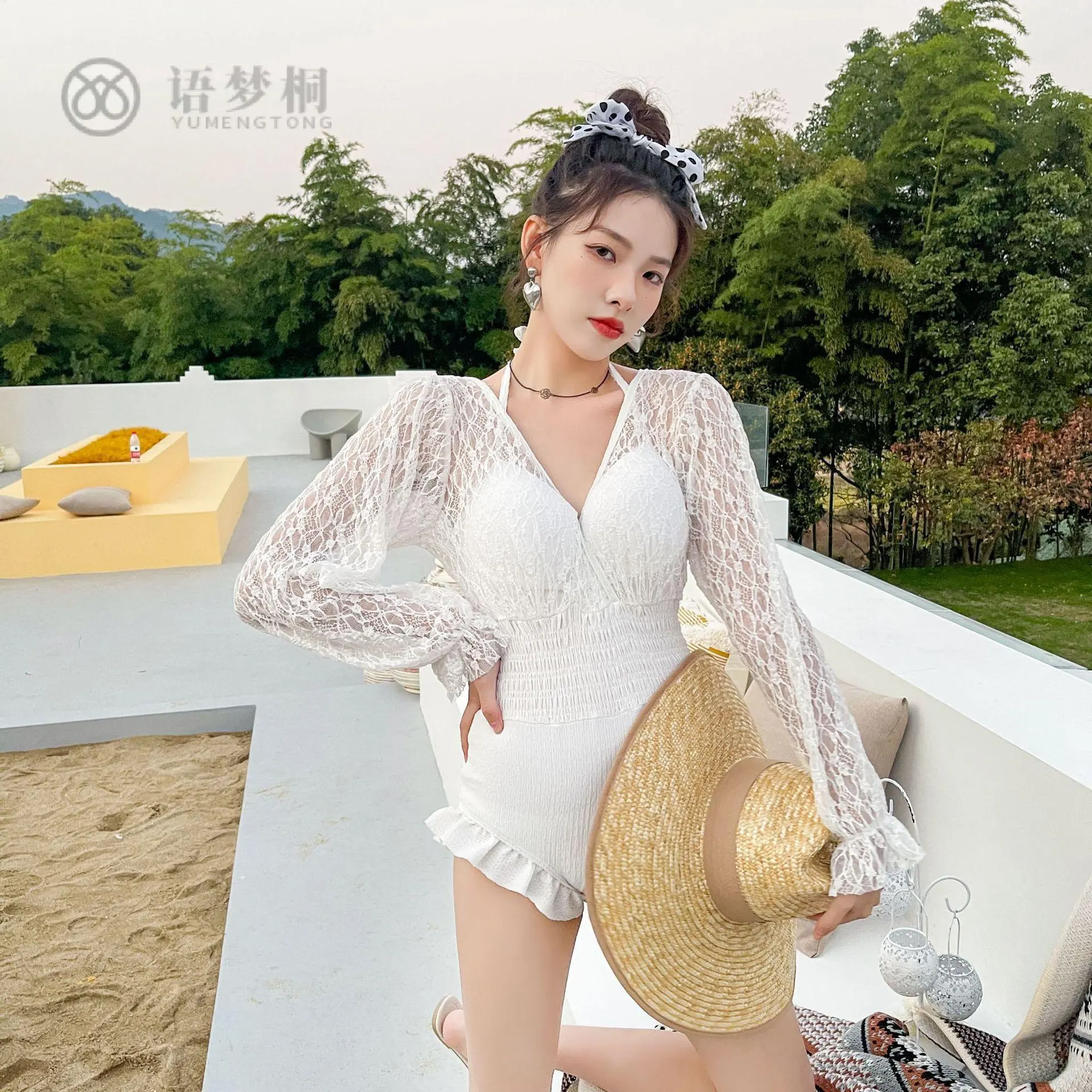 泳衣女学生2024新款爆款小胸连体